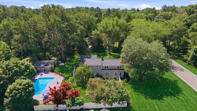 135 Newland, Norton, MA 02766