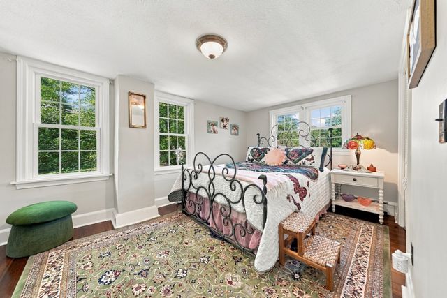 135 Newland, Norton, MA 02766