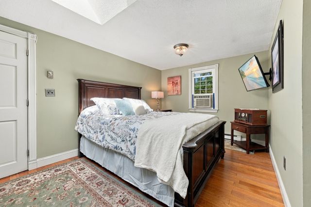 135 Newland, Norton, MA 02766