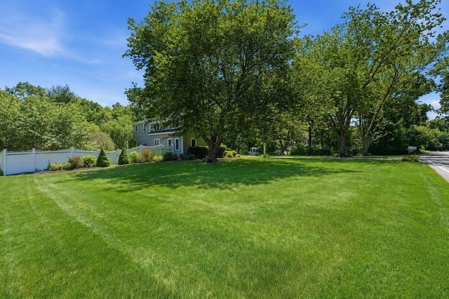 135 Newland, Norton, MA 02766