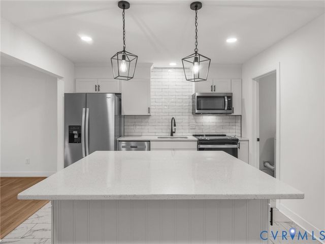 4927 Orcutt Ln, Richmond, VA 23224