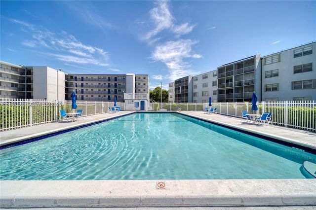 14140 SW 84th St 101-H, Miami, FL 33183