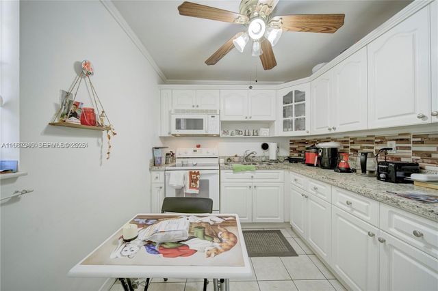 14140 SW 84th St 101-H, Miami, FL 33183