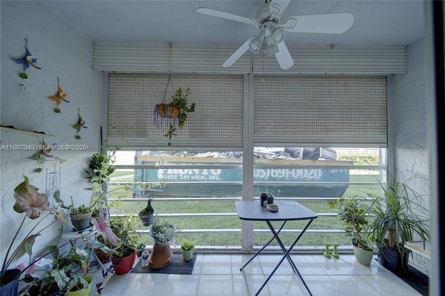 14140 SW 84th St 101-H, Miami, FL 33183