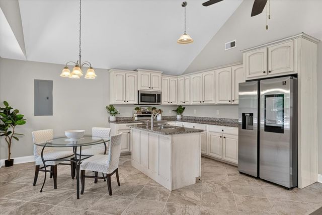 135 Lillian Drive, Dalton, GA 30721