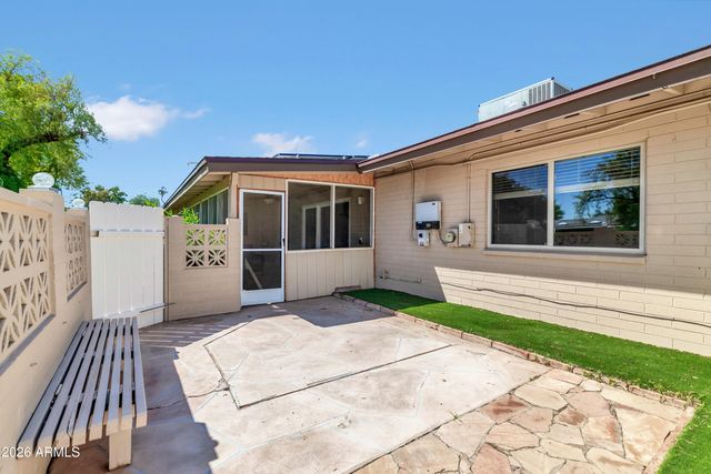 10013 W LAKEVIEW Circle N, Sun City, AZ 85351