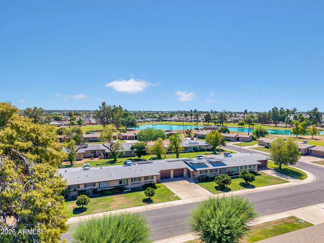 10013 W LAKEVIEW Circle N, Sun City, AZ 85351