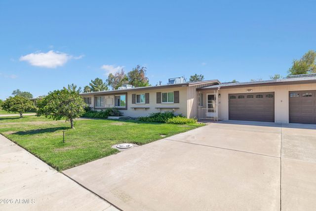 10013 W LAKEVIEW Circle N, Sun City, AZ 85351