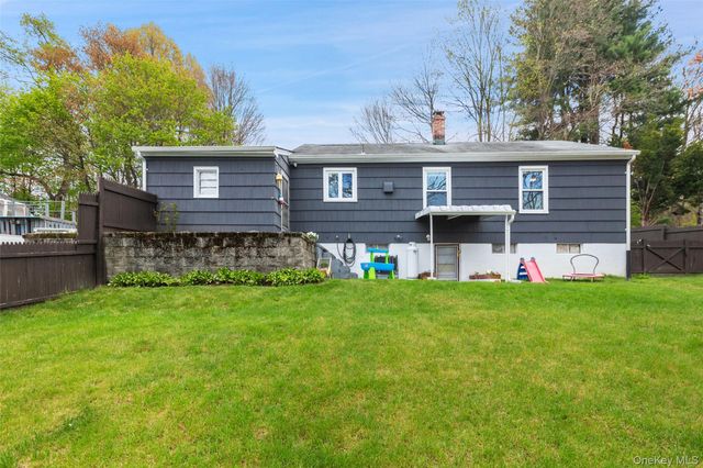 198A Locust Avenue, Cortlandt Manor, NY 10567