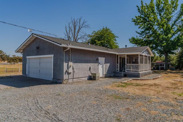 9680 Warren Rd, Valley Springs, CA 95252