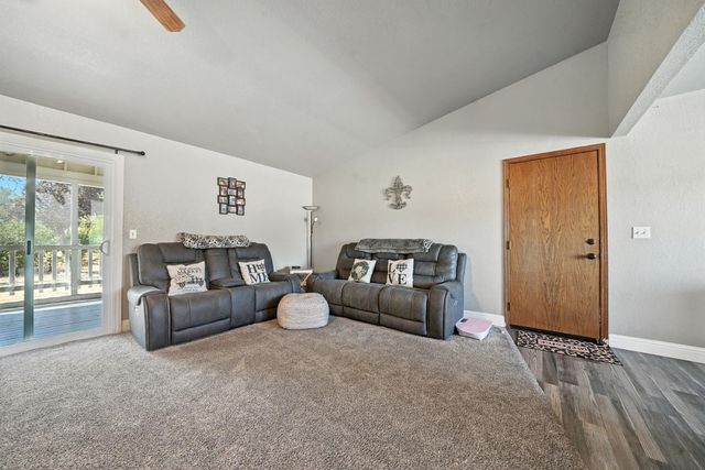 9680 Warren Rd, Valley Springs, CA 95252
