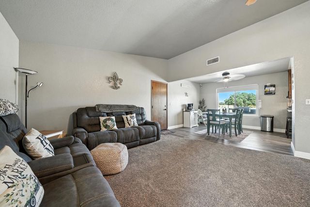9680 Warren Rd, Valley Springs, CA 95252