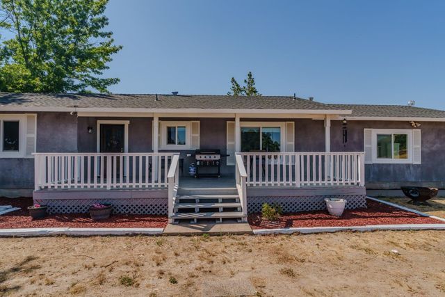 9680 Warren Rd, Valley Springs, CA 95252
