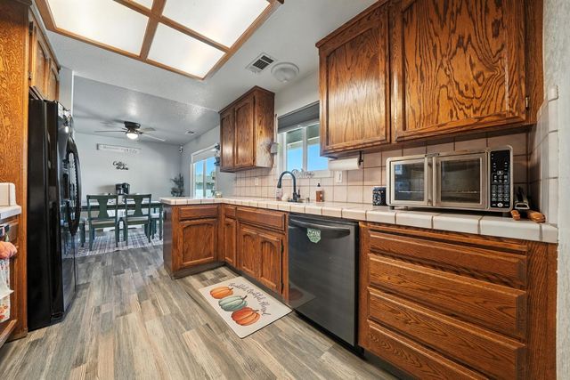 9680 Warren Rd, Valley Springs, CA 95252