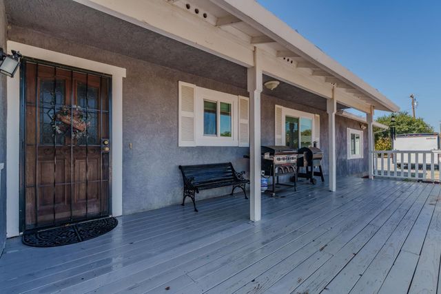 9680 Warren Rd, Valley Springs, CA 95252