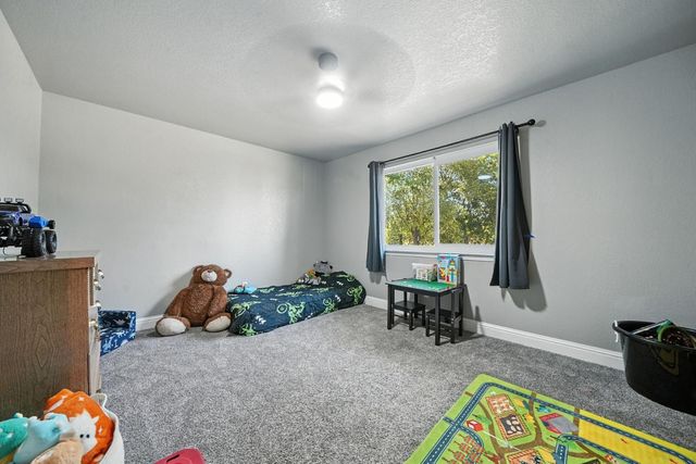 9680 Warren Rd, Valley Springs, CA 95252