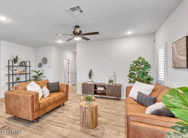 15160 Expectation Avenue, El Paso, TX 79938