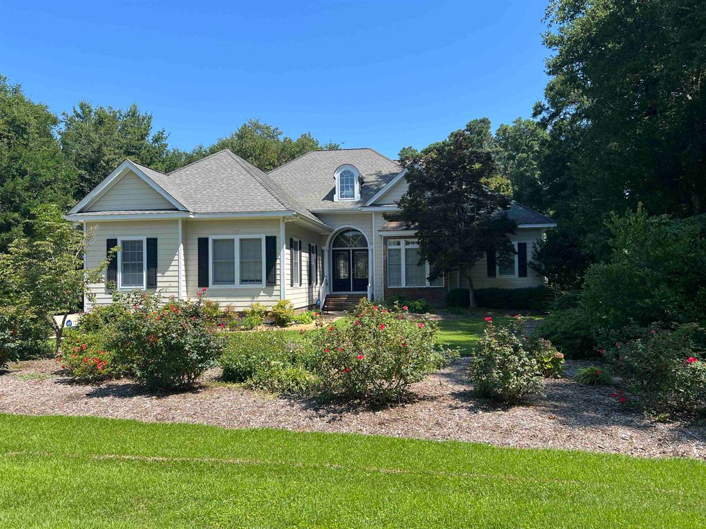 Image 1 of property listing at 125 Fort Hugar Way Lot 44, Manteo, NC 27954