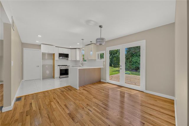 524 Clyde Street, Plainfield Twp, PA 18064