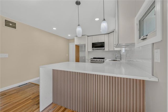 524 Clyde Street, Plainfield Twp, PA 18064