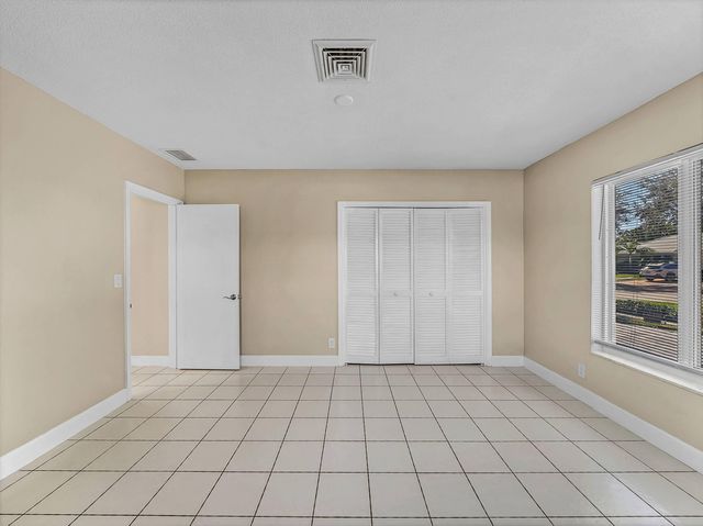 830 Cypress Way, Boca Raton, FL 33486
