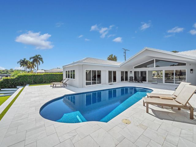 830 Cypress Way, Boca Raton, FL 33486