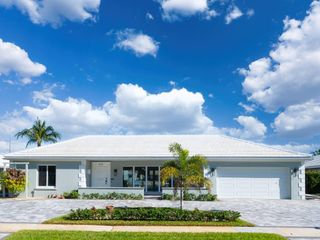 830 Cypress Way, Boca Raton, FL 33486