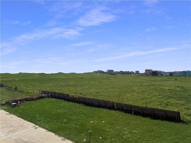 142 W Palm Beach Road, Port Aransas, TX 78373