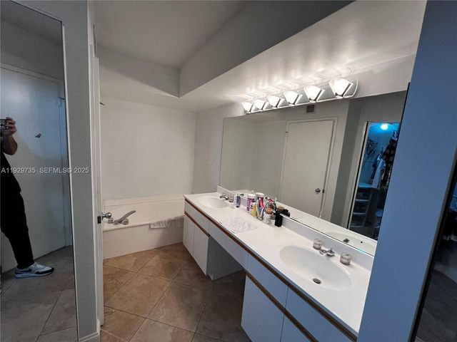3400 NE 192nd Street 2102, Aventura, FL 33180