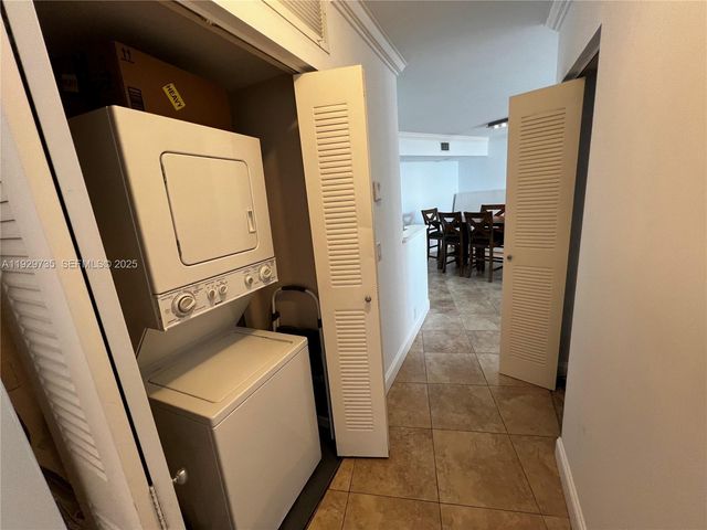 3400 NE 192nd Street 2102, Aventura, FL 33180