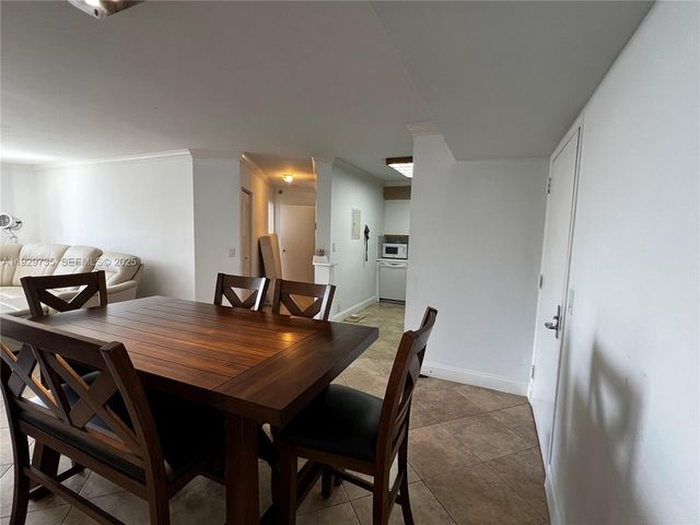 3400 NE 192nd Street 2102, Aventura, FL 33180