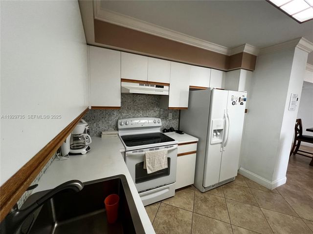 3400 NE 192nd Street 2102, Aventura, FL 33180