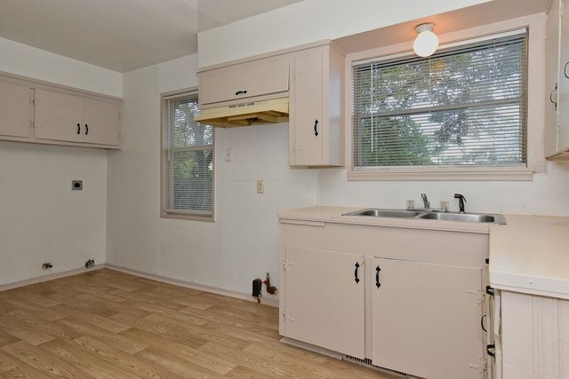 1304 Skyline Drive, Greenville, TX 75401