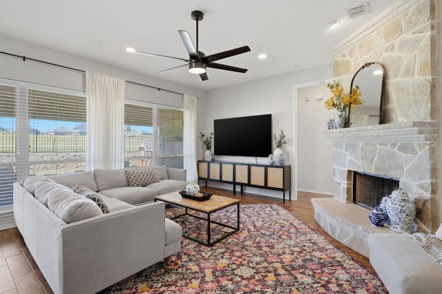 7224 Prestwick Terrace, Benbrook, TX 76126