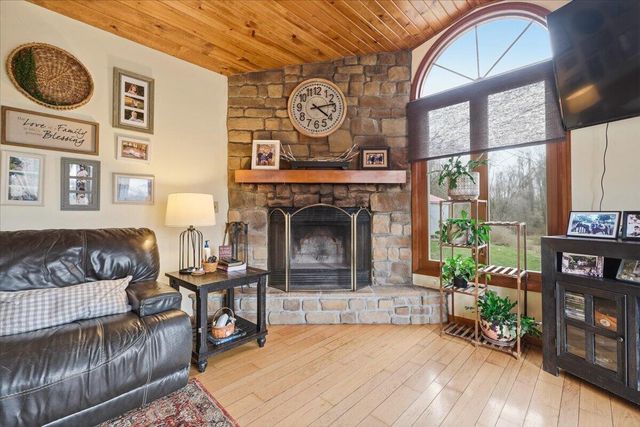 13739 Old Mansfield Road, Mount Vernon, OH 43050