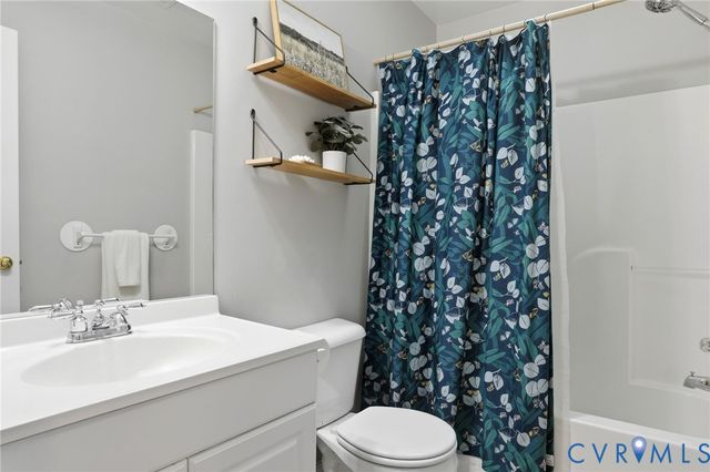 12331 Hillcreek Turn, Midlothian, VA 23112