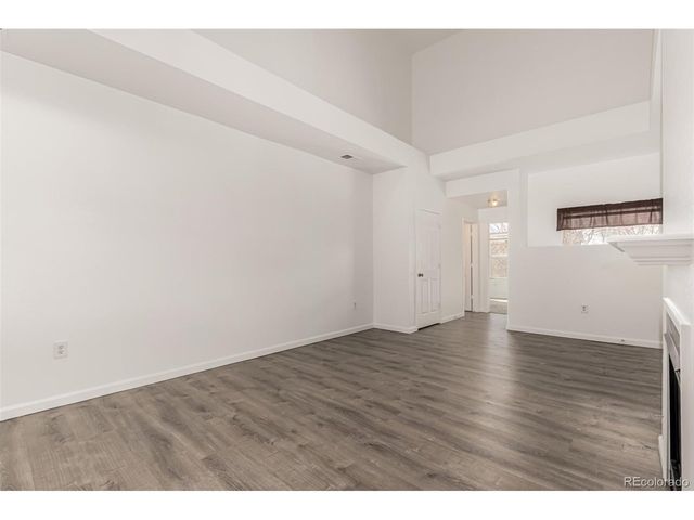 18242 E Flora Pl B, Aurora, CO 80013