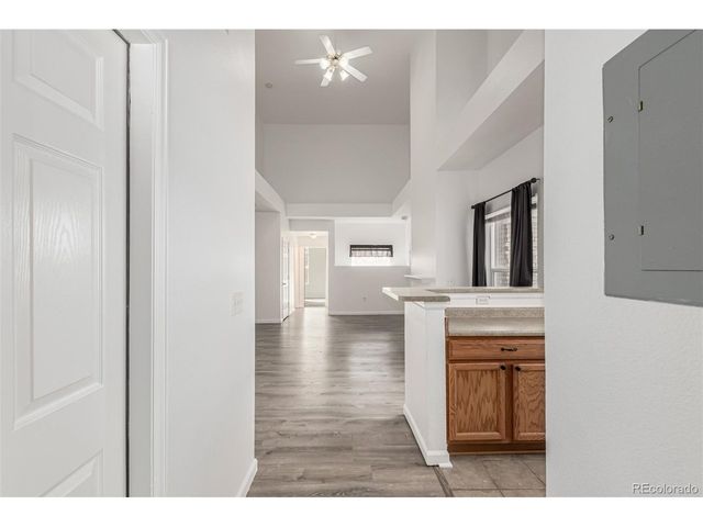 18242 E Flora Pl B, Aurora, CO 80013