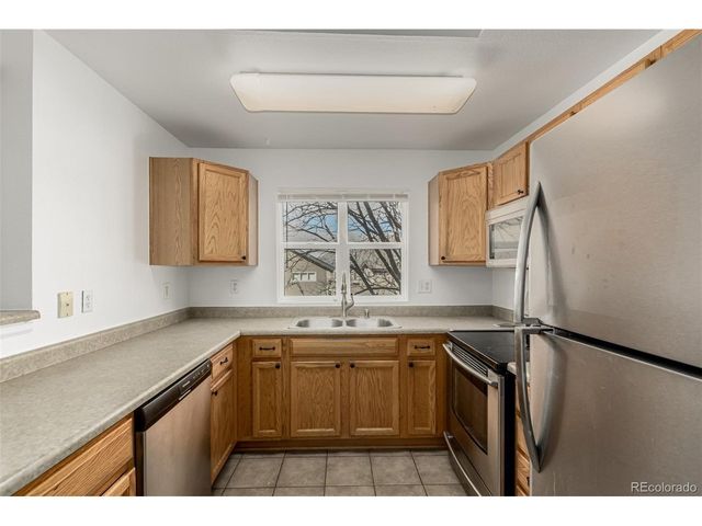 18242 E Flora Pl B, Aurora, CO 80013