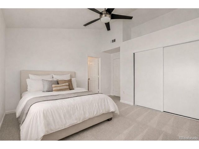 18242 E Flora Pl B, Aurora, CO 80013