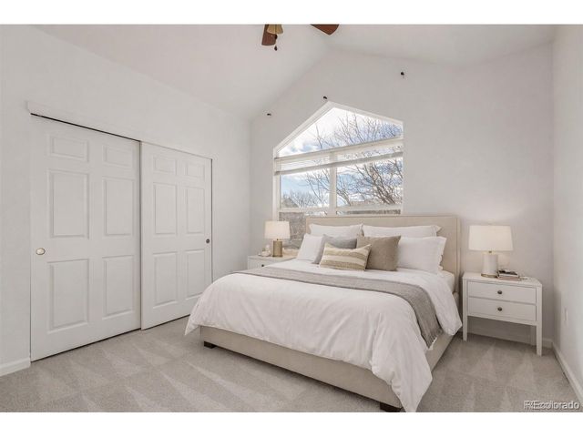 18242 E Flora Pl B, Aurora, CO 80013