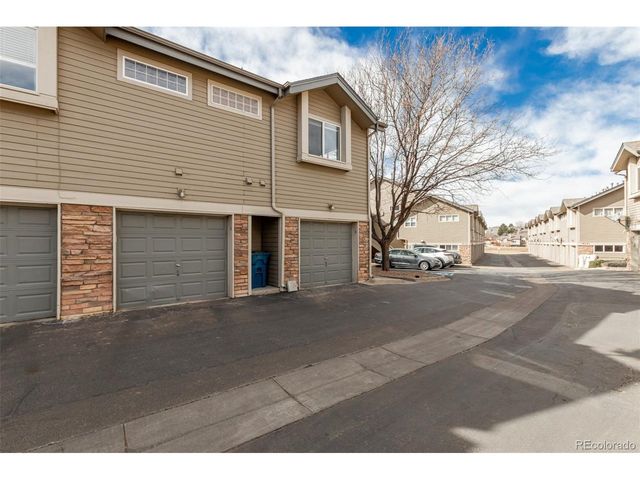 18242 E Flora Pl B, Aurora, CO 80013