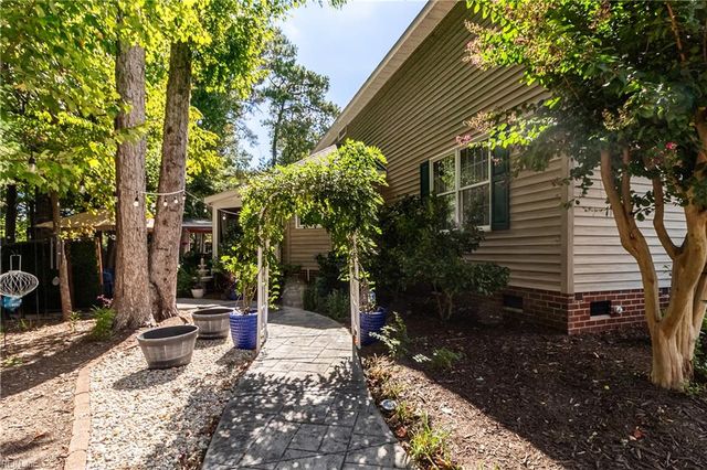 708 Pebble QUAY, Chesapeake, VA 23320