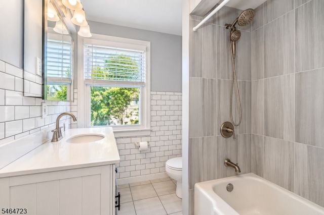 223 Baldwin St, Bloomfield Twp., NJ 07003