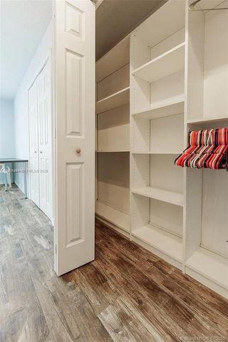 219 NE 14th Ave 307, Hallandale Beach, FL 33009