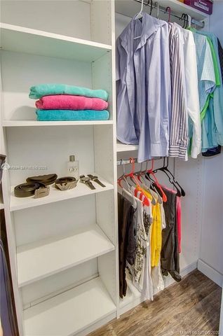 219 NE 14th Ave 307, Hallandale Beach, FL 33009