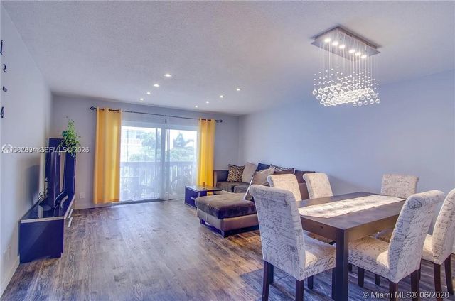 219 NE 14th Ave 307, Hallandale Beach, FL 33009