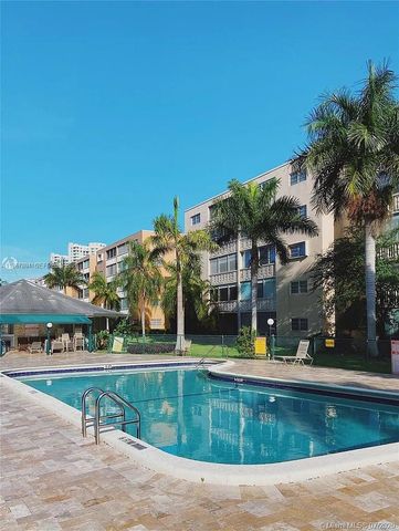 219 NE 14th Ave 307, Hallandale Beach, FL 33009