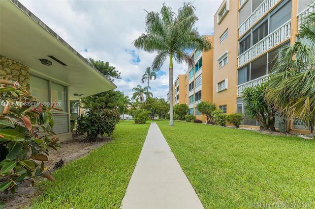 219 NE 14th Ave 307, Hallandale Beach, FL 33009