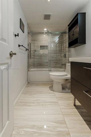 219 NE 14th Ave 307, Hallandale Beach, FL 33009